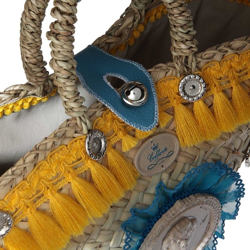 detail of an handmade Sicilian bag