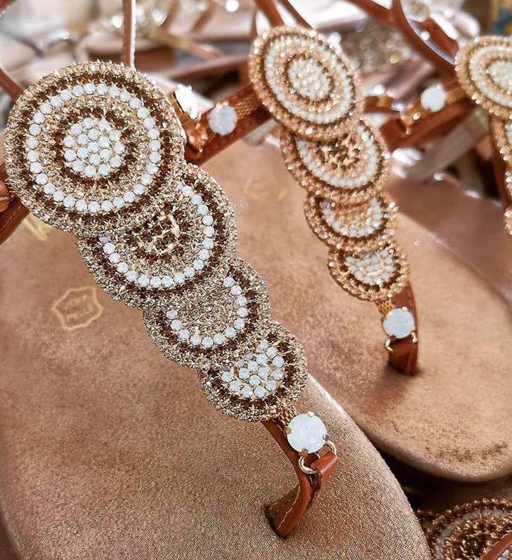 Chic Jewel Capri Sandal with Galassia shape decoration, handmade in real leather. Amber and creme colors.
