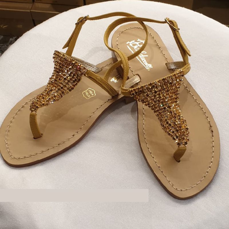 leather sandal with Swarovski