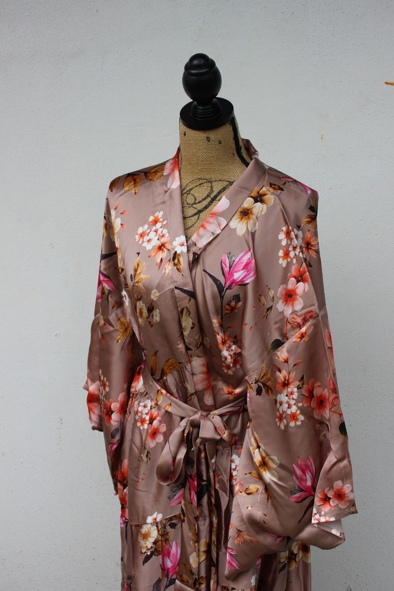 Gipsy Beige Silk Kimono