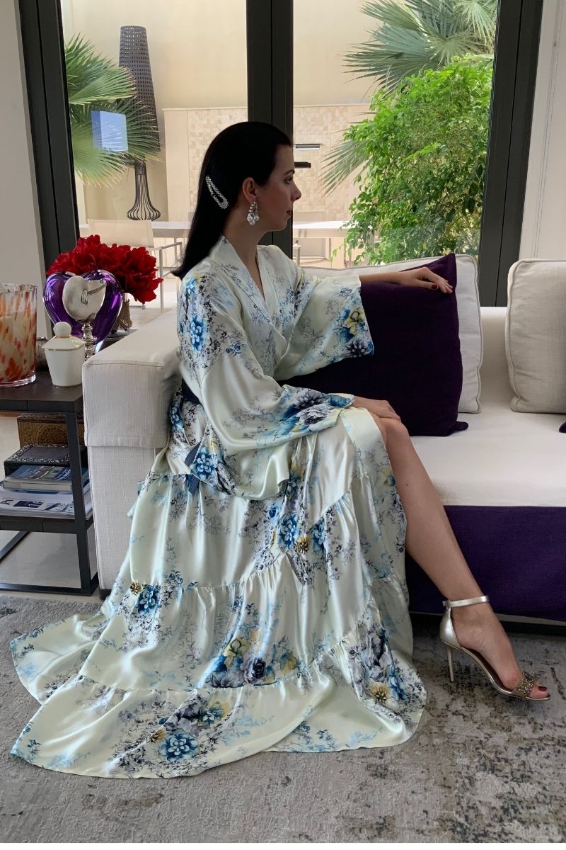 White and Blue Flowers Kimono White and Blue Flowers Kimono