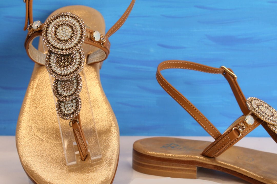 Chic Jewel Capri Sandal with Galassia shape decoration, handmade in real leather. Amber and creme colors.